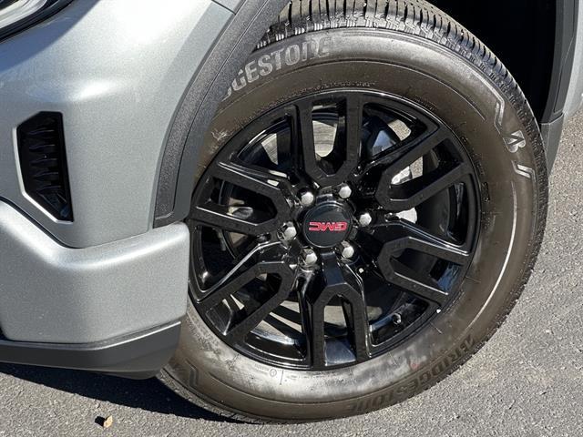 new 2025 GMC Sierra 1500 car, priced at $43,590