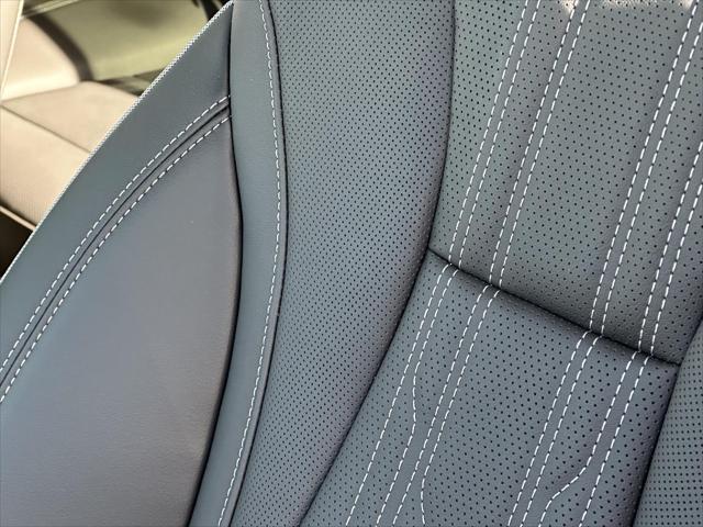 new 2025 Buick Envision car, priced at $45,692