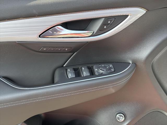 new 2025 Buick Envision car, priced at $45,692