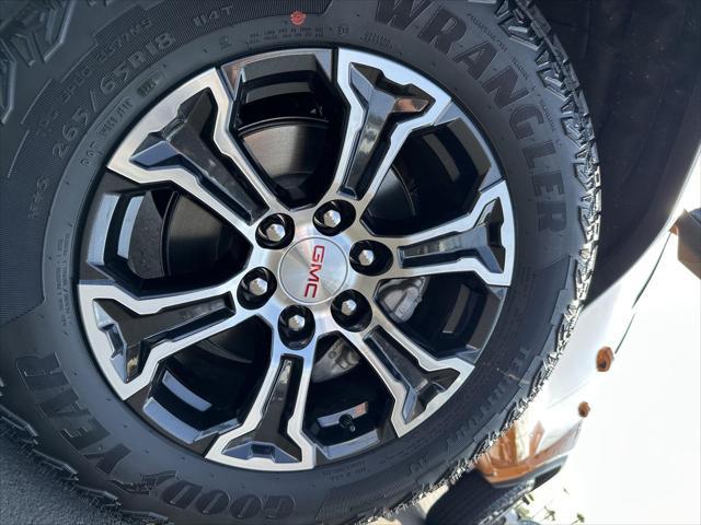 new 2025 GMC Canyon car, priced at $46,933