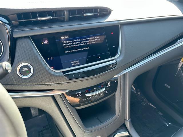 new 2025 Cadillac XT6 car, priced at $46,440