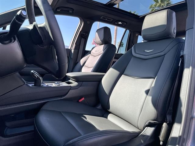 new 2025 Cadillac XT6 car, priced at $46,440