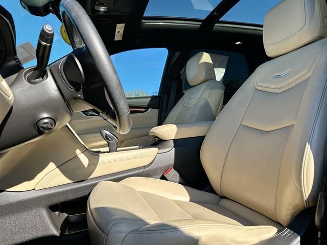 used 2018 Cadillac XT5 car, priced at $15,990