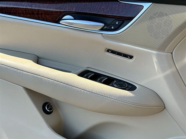 used 2018 Cadillac XT5 car, priced at $15,990