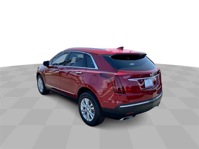 new 2025 Cadillac XT5 car, priced at $40,015
