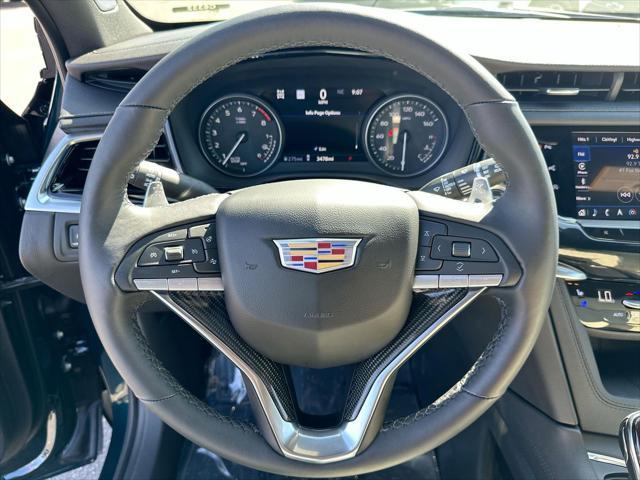 new 2025 Cadillac XT6 car, priced at $59,165