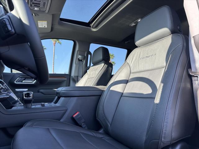 new 2025 GMC Sierra 1500 car, priced at $70,395