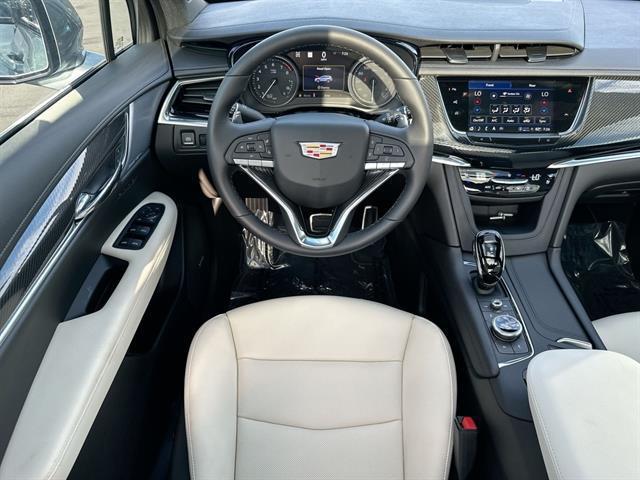 new 2025 Cadillac XT6 car, priced at $61,740
