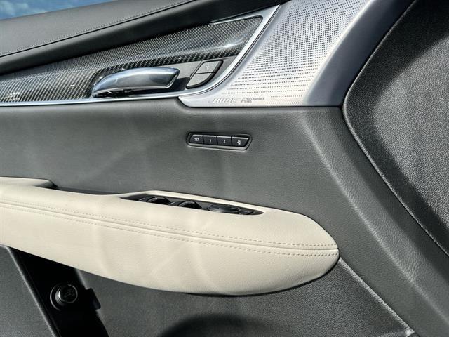 new 2025 Cadillac XT6 car, priced at $61,740