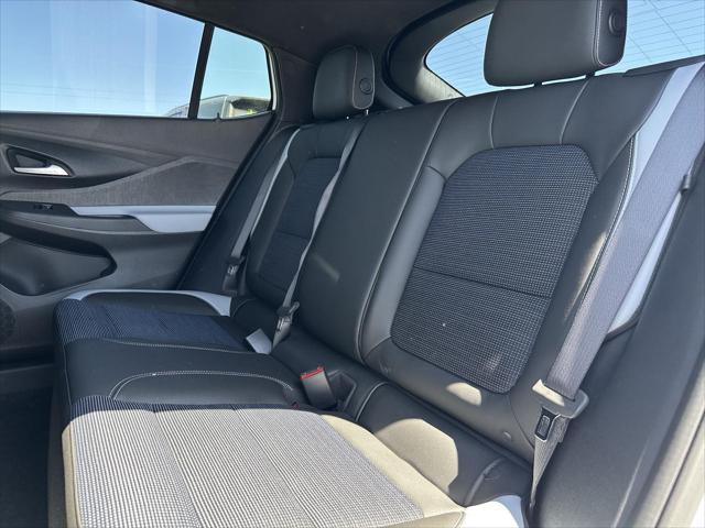 new 2025 Buick Envista car, priced at $24,971