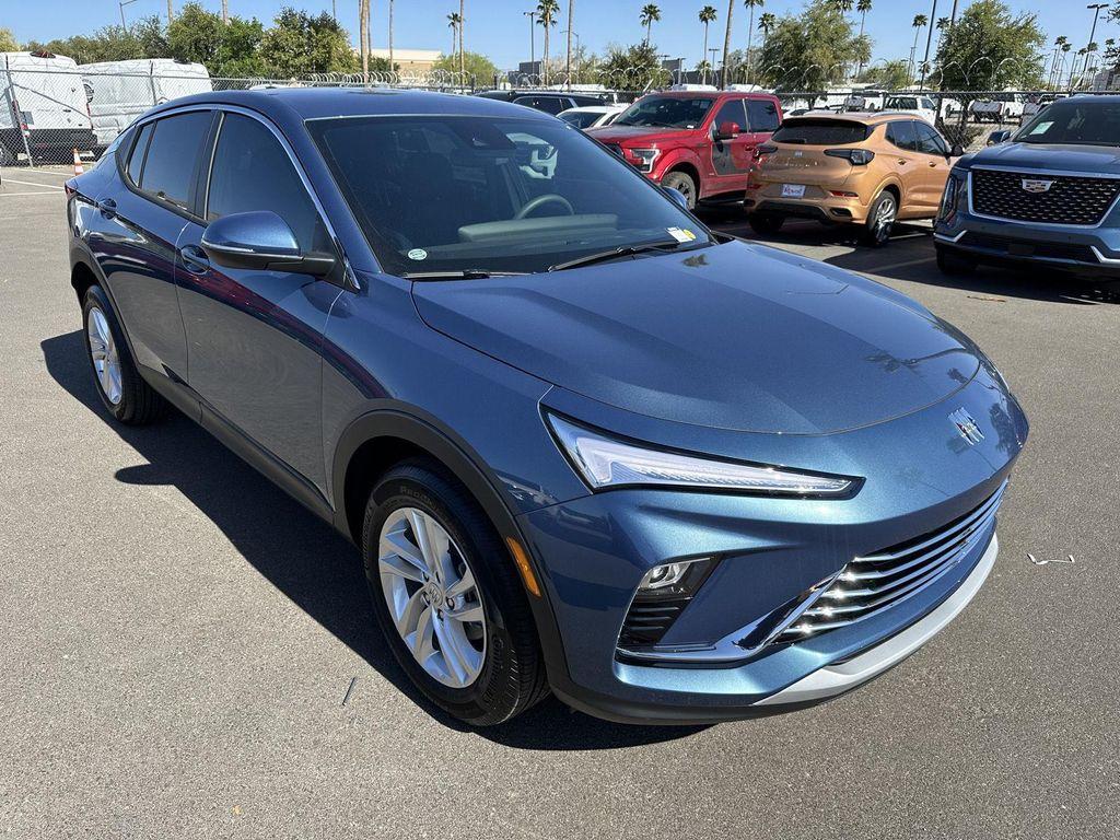 new 2025 Buick Envista car, priced at $22,971