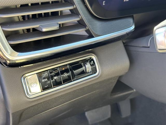 new 2025 Buick Envision car, priced at $37,586