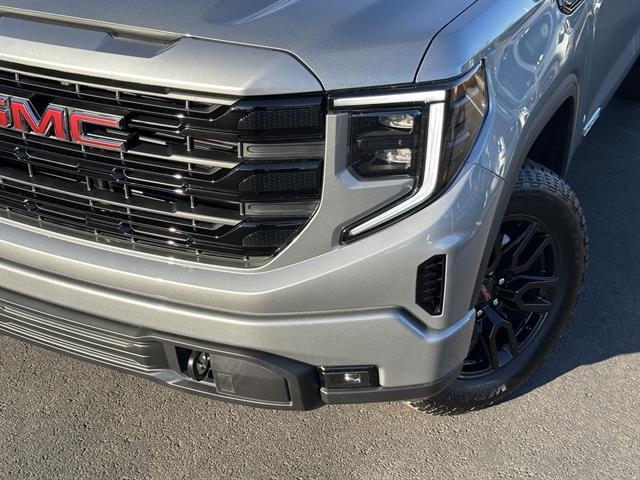 new 2026 GMC Sierra 1500 car, priced at $52,775