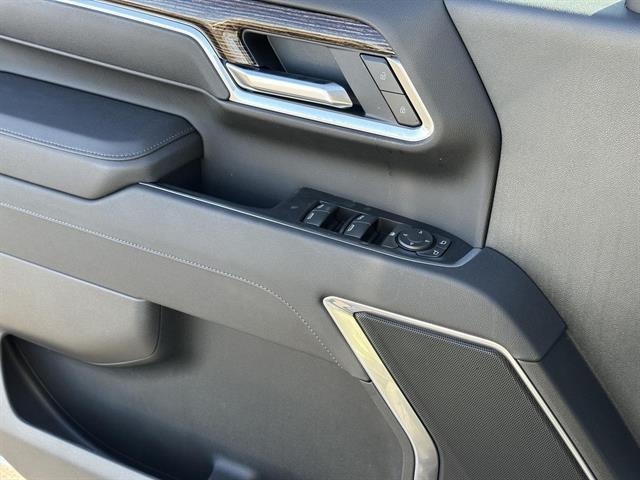 new 2025 GMC Sierra 2500 car, priced at $72,796