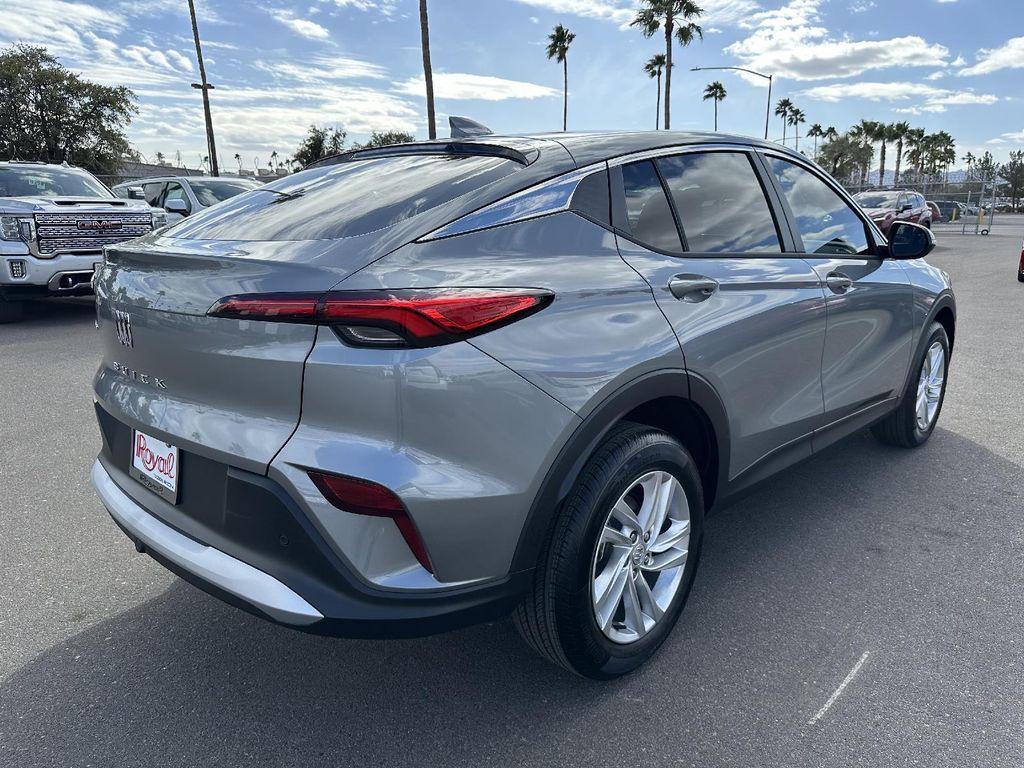 new 2025 Buick Envista car, priced at $22,971