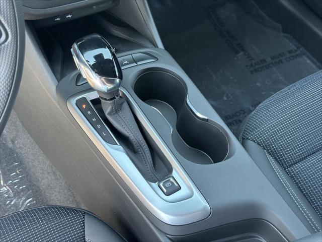new 2025 Buick Envista car, priced at $22,971