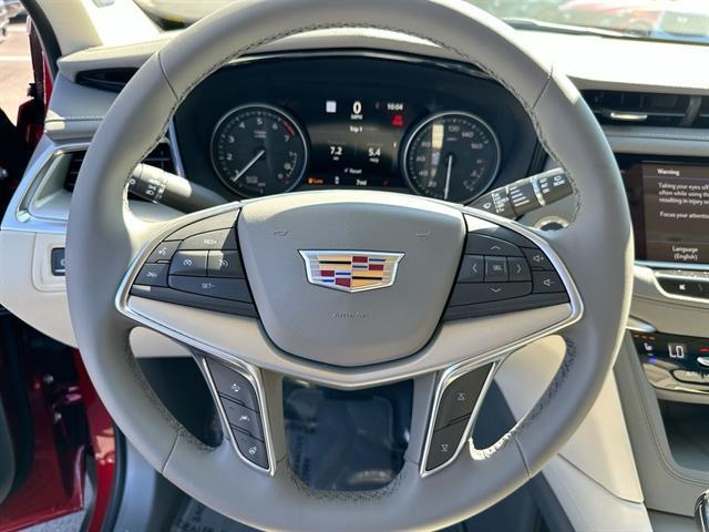 new 2025 Cadillac XT5 car, priced at $57,090