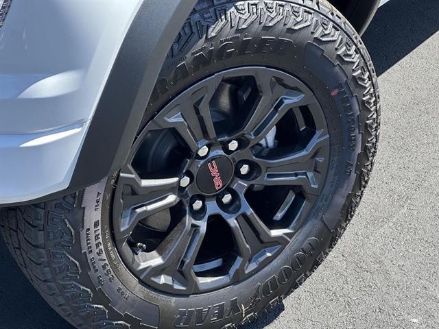 new 2025 GMC Canyon car, priced at $38,893