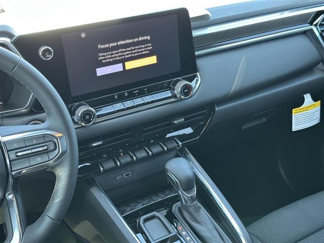 new 2025 GMC Canyon car, priced at $38,893