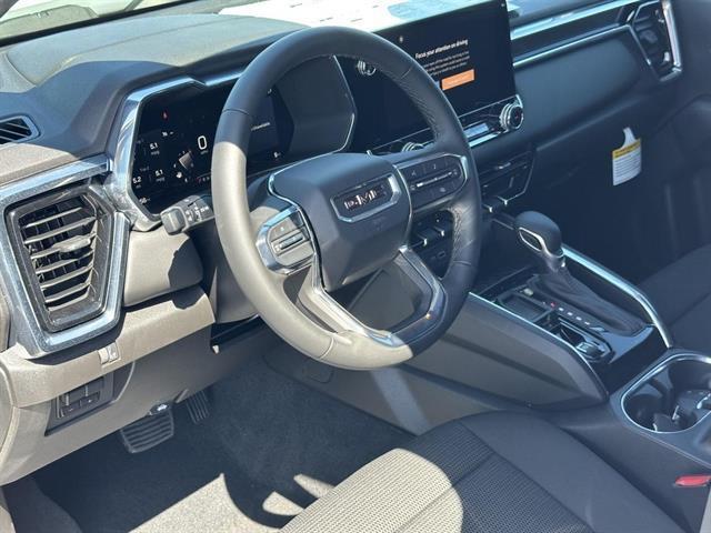 new 2025 GMC Canyon car, priced at $38,893