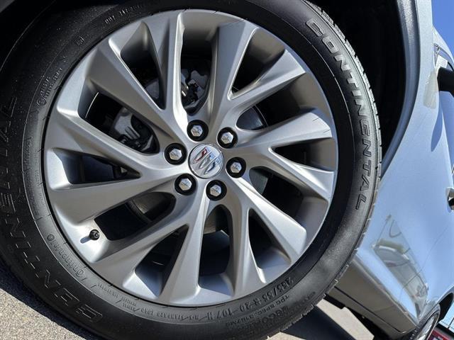 new 2025 Buick Enclave car, priced at $38,326