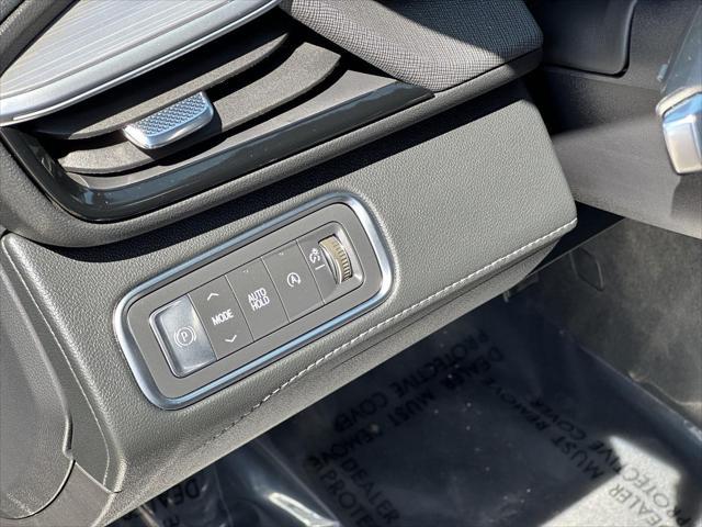 new 2025 Buick Enclave car, priced at $45,890