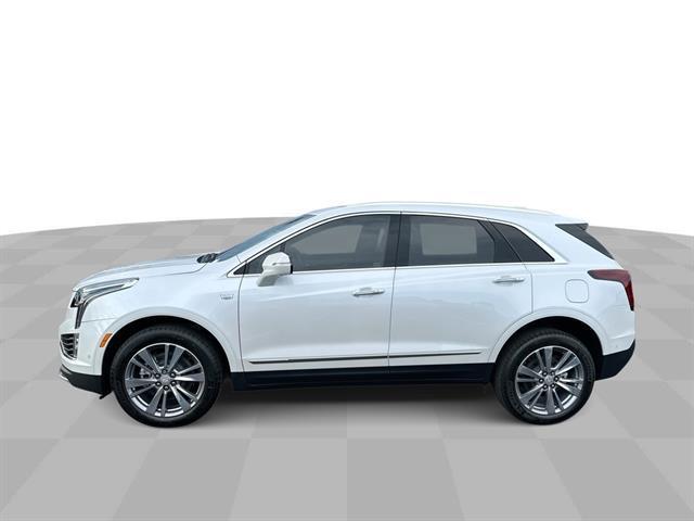 new 2025 Cadillac XT5 car, priced at $57,090