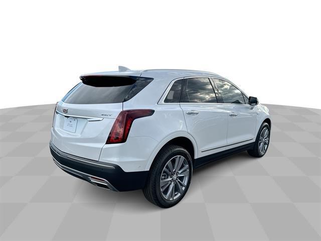 new 2025 Cadillac XT5 car, priced at $57,090