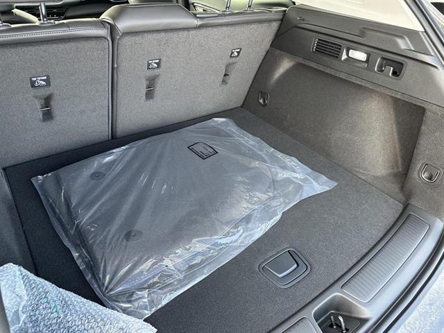 new 2025 Buick Envision car, priced at $39,740