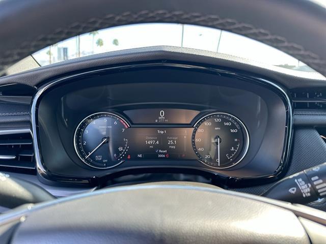 new 2025 Cadillac XT5 car, priced at $37,415