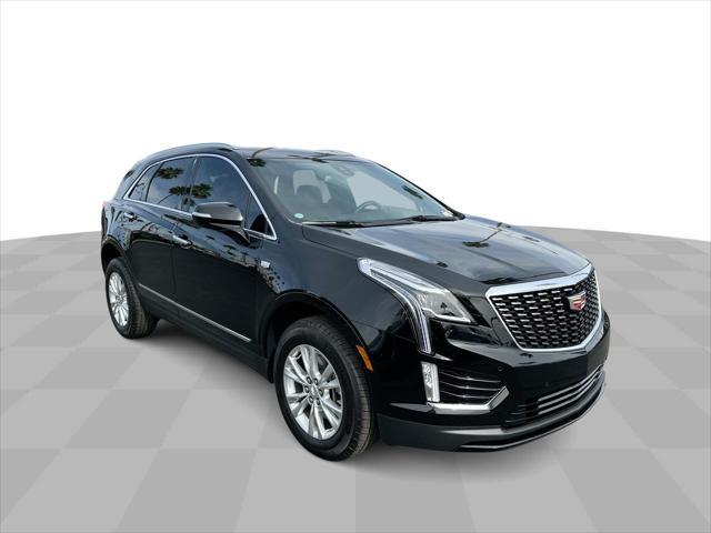 new 2025 Cadillac XT5 car, priced at $40,315