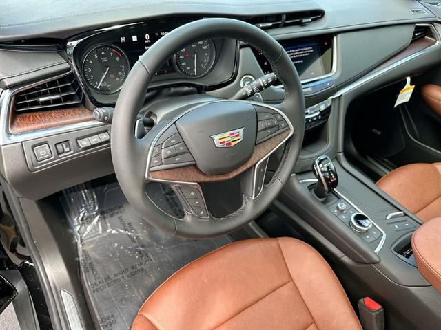new 2025 Cadillac XT5 car, priced at $64,450