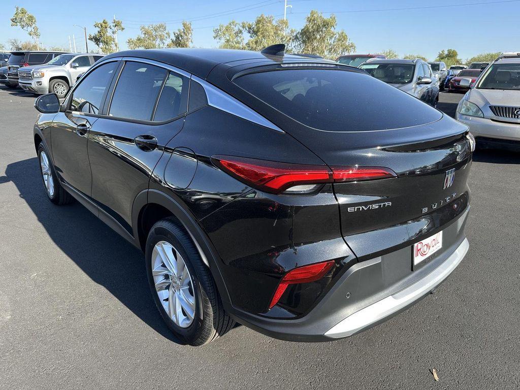 new 2025 Buick Envista car