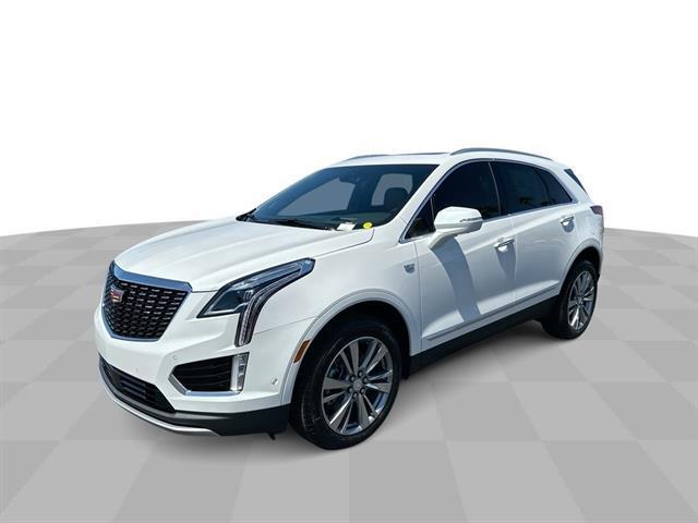 new 2025 Cadillac XT5 car, priced at $52,090