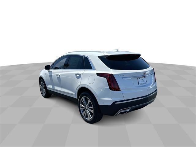 new 2025 Cadillac XT5 car, priced at $52,090