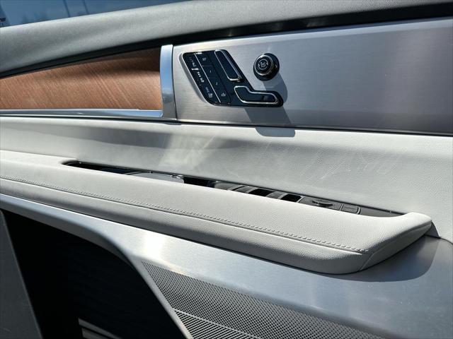 new 2026 Cadillac VISTIQ car, priced at $80,390