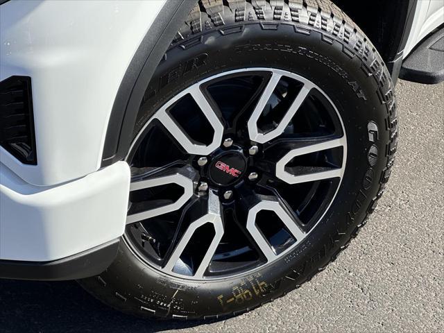 new 2025 GMC Sierra 1500 car, priced at $66,705