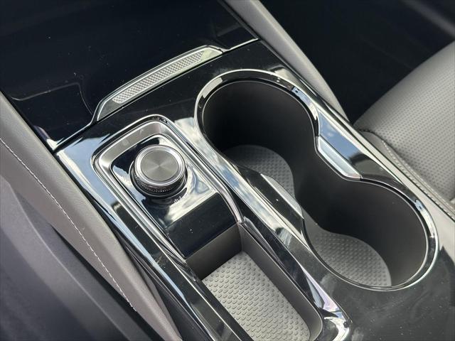 new 2025 Buick Envision car, priced at $37,517