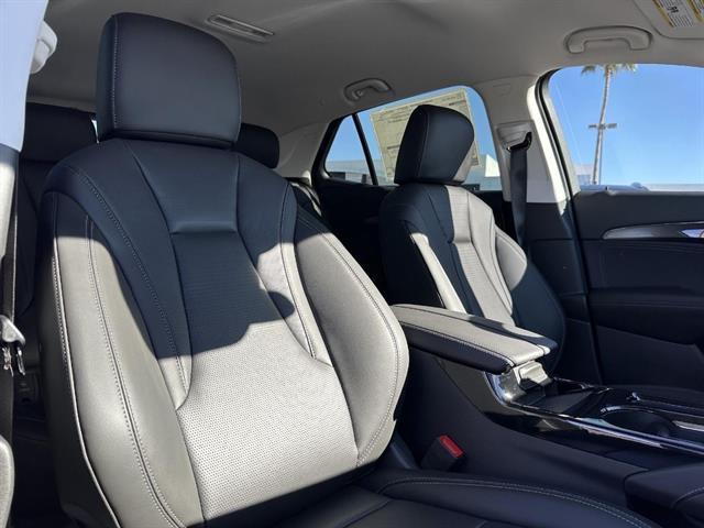 new 2025 Buick Envision car, priced at $37,239