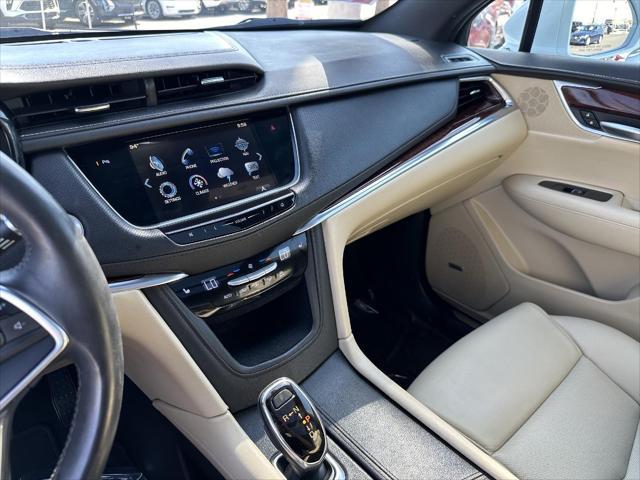 used 2018 Cadillac XT5 car, priced at $18,880