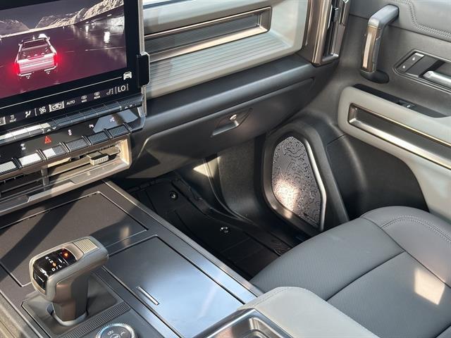 new 2025 GMC HUMMER EV Pickup car, priced at $125,930