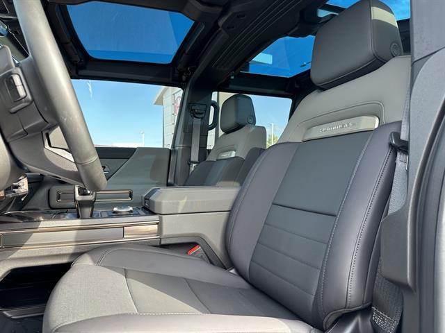new 2025 GMC HUMMER EV Pickup car, priced at $125,930