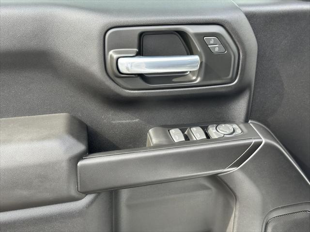 new 2025 GMC Sierra 1500 car, priced at $32,230