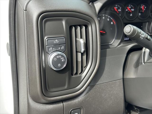 new 2025 GMC Sierra 1500 car, priced at $32,230
