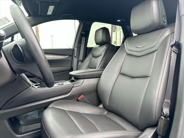 new 2025 Cadillac XT5 car, priced at $40,315
