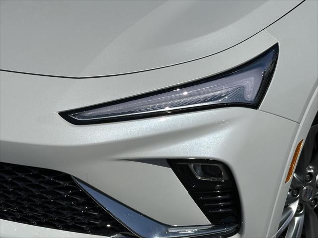 new 2025 Buick Envista car, priced at $30,576