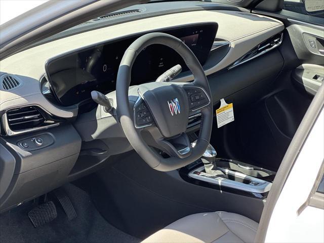 new 2025 Buick Envista car, priced at $30,576