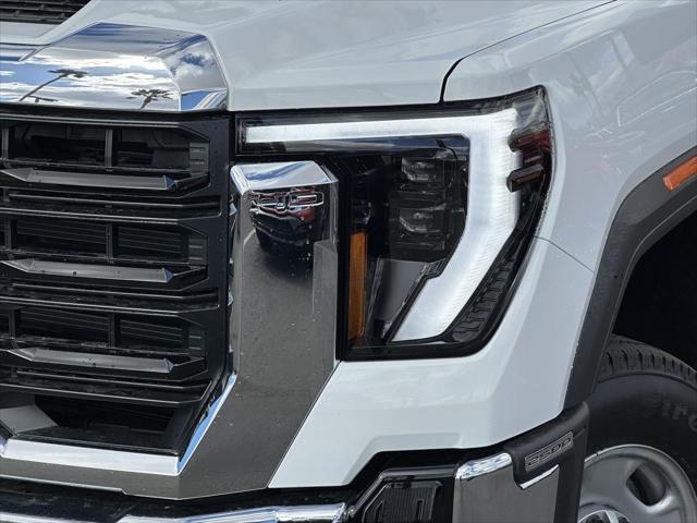 new 2025 GMC Sierra 2500 car, priced at $52,145
