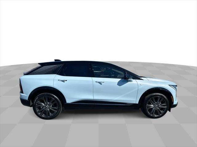 new 2025 Cadillac OPTIQ car, priced at $60,595