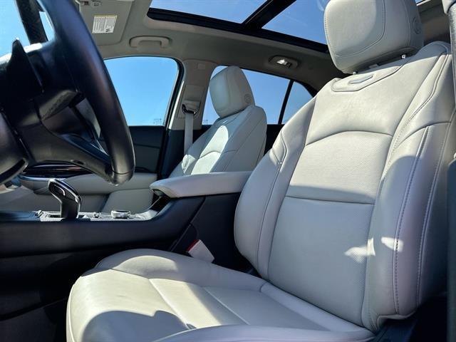 used 2022 Cadillac XT4 car, priced at $25,990